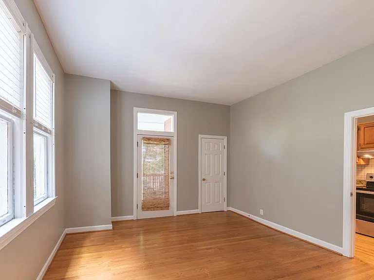 791 Myrtle St NE — Photo 17