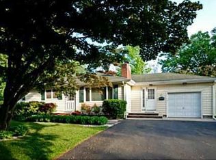 21 Herbert Dr, East Brunswick, NJ 08816