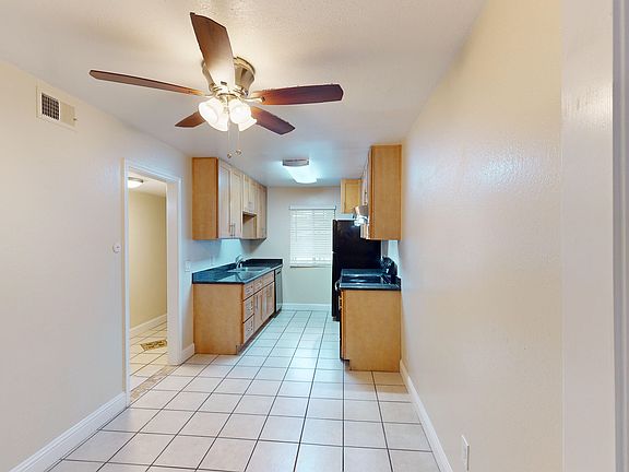 4th image of 122 Orchard Ave #229