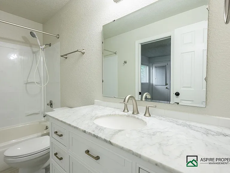 3286 W Sugar Creek Dr — Photo 25