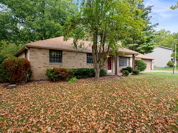 2nd image of 14200 W Hilltop Cir