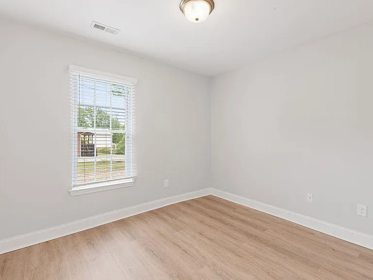615 Old Rutherford Rd — Photo 16