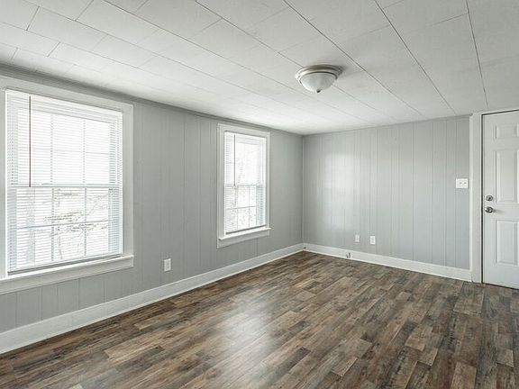5th image of 311 Hedgewood Dr #3