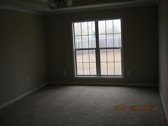 2nd image of 801 Bent Oak Dr