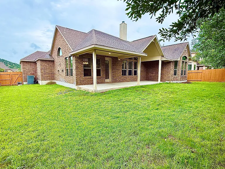 5512 Lipan Apache Bnd — Photo 32