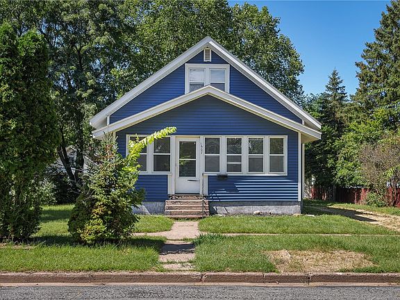 2nd image of 1607 7th Street