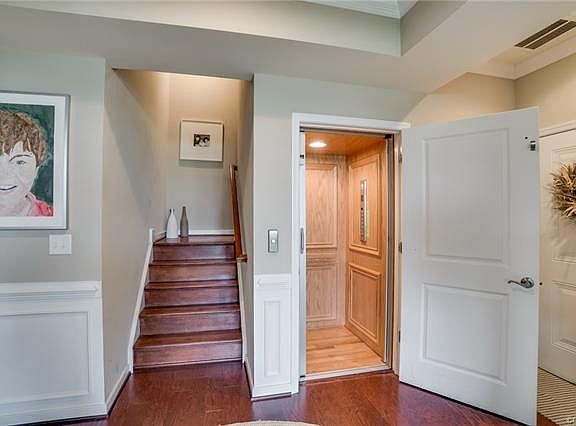 4th image of 2425 Liesfeld Pkwy #2425