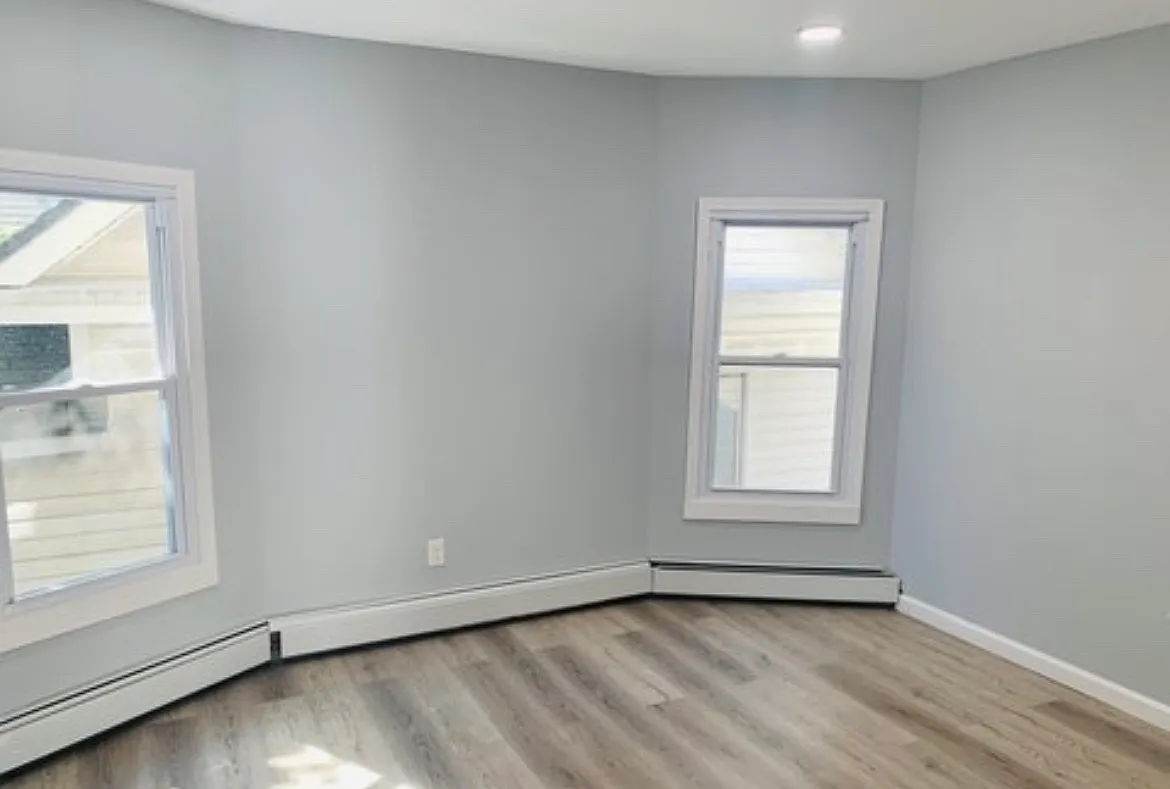 4 bed, 1220 sqft, $1,600 — Photo 4