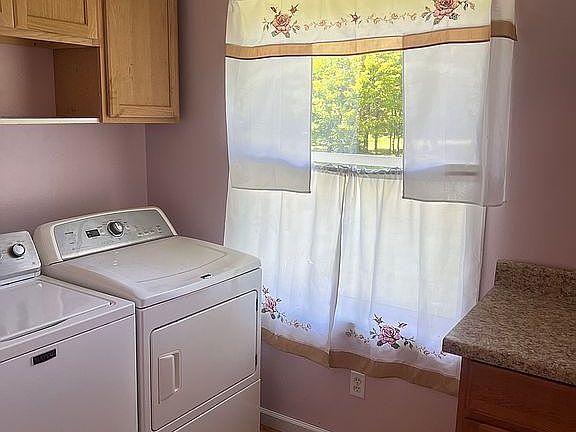 4th image of 224 Squires Rd