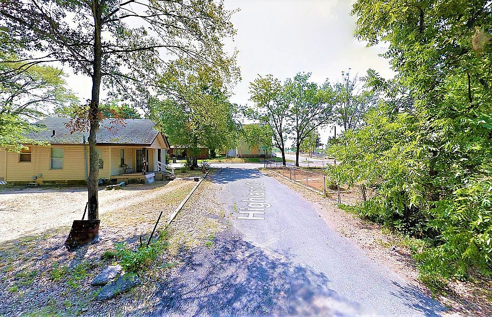1st image of 3415 Highland Ct