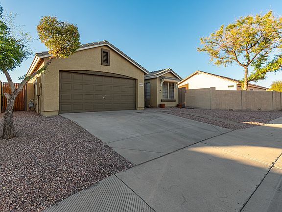 2nd image of 14054 N 133rd Ln