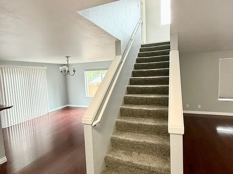 1532 NE Echo Dr — Photo 12