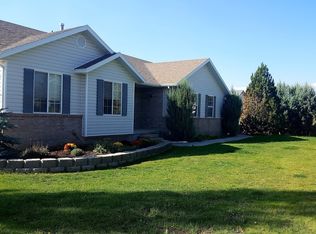 2322 E Hawk Ln, Eagle Mountain, UT 84005