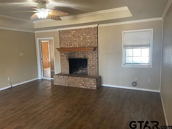 3rd image of 412 Gatewood Dr