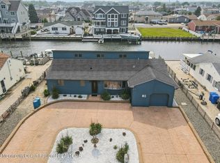 600 Conroy Ave, Toms River, NJ