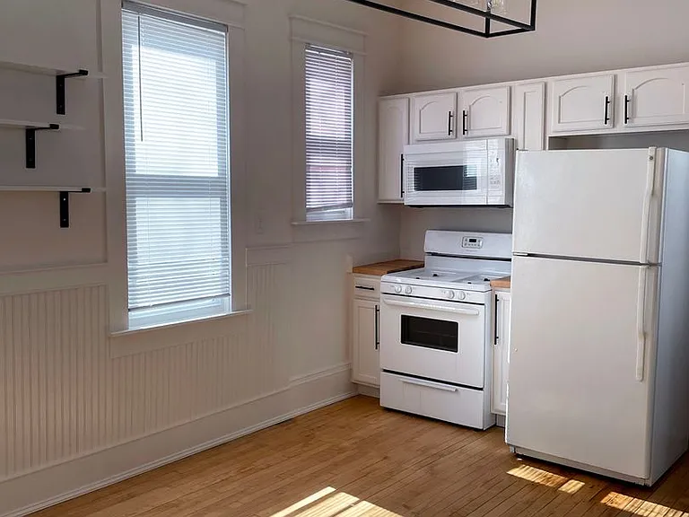 2045 N Hubbard St #45-47 — Photo 7