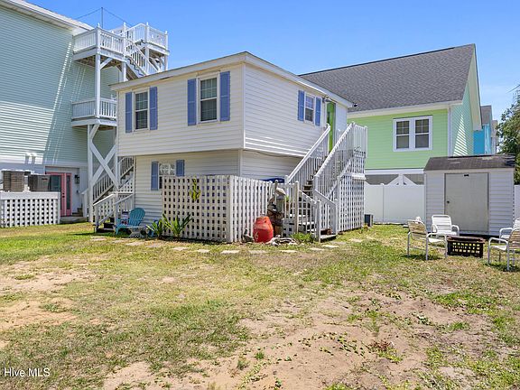 4th image of 403 South Carolina Avenue