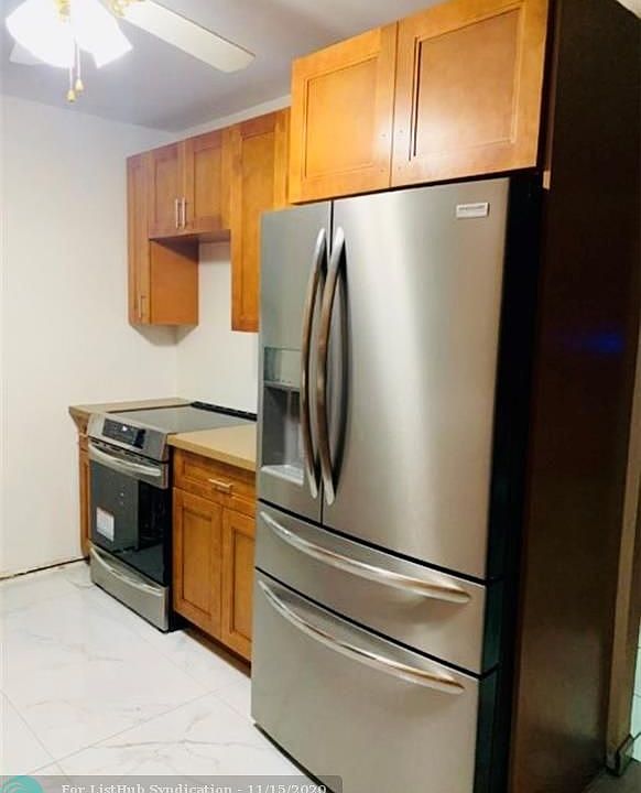 2nd image of 524 SW 72nd Ter
