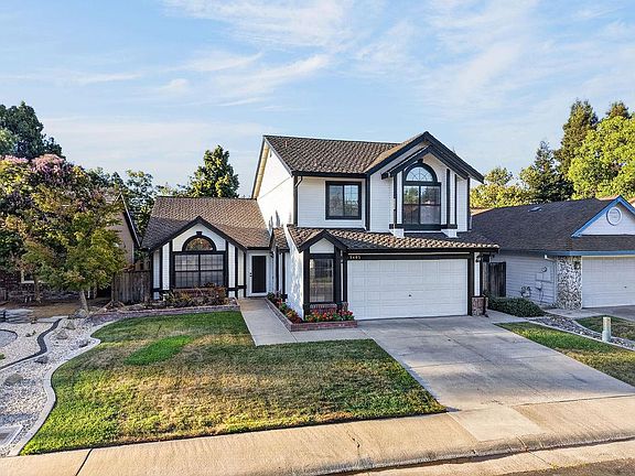 3rd image of 5405 Spring Creek Way