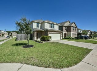 3303 Crestford Cliff Ln, Houston, TX 77047