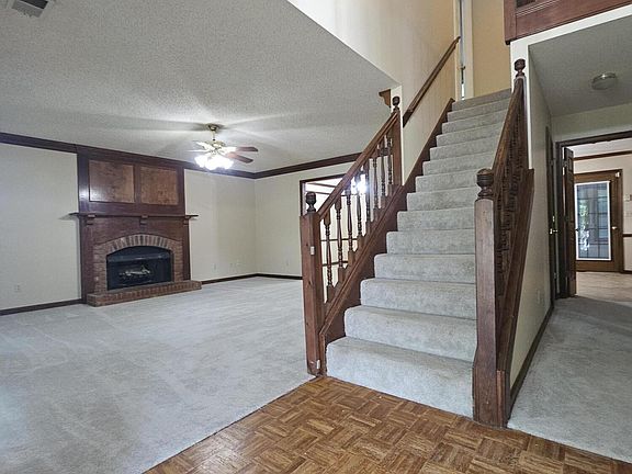 3rd image of 7295 Dogwood Pl