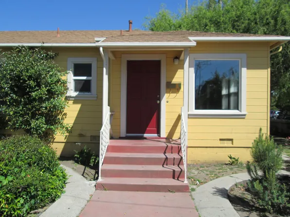 811 Riverside Ave, Santa Cruz, CA 95060