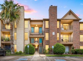 2121 Hepburn St APT 710, Houston, TX 77054