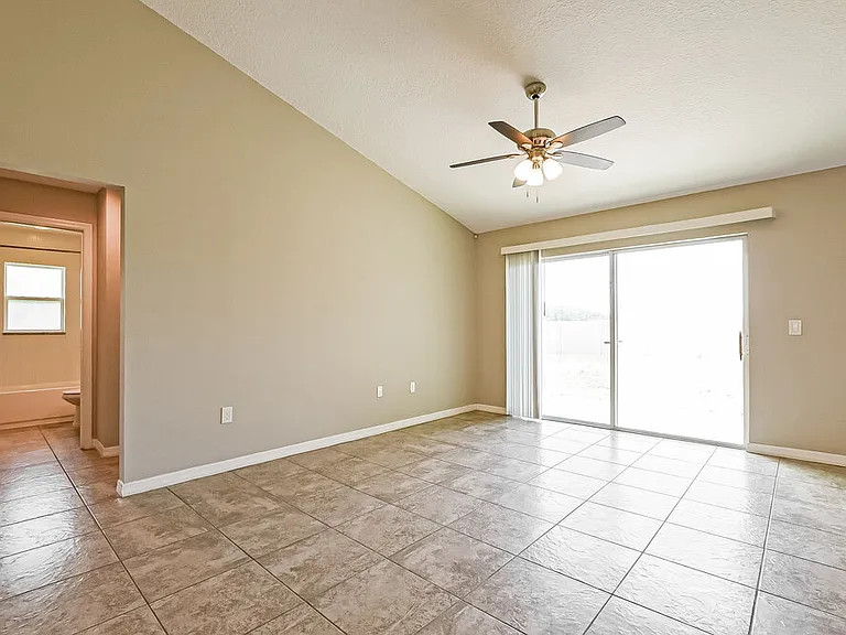 3042 Drema Dr — Photo 4