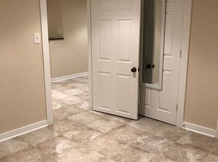 412 Gregory Ave, Wilmette, IL 60091