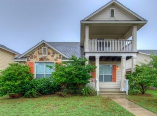 221 Yucca House Dr, Pflugerville, TX 78660