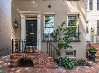 3253 P St NW, Washington, DC 20007