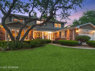 1010 E Waverly Dr, Arlington Heights, IL