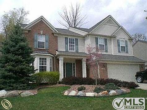 981 Hidden Creek