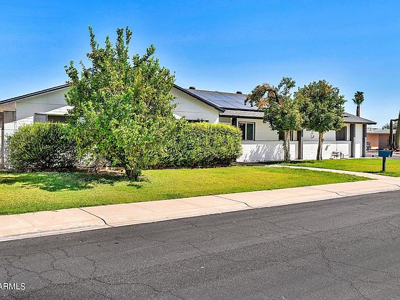 4th image of 8219 N 43RD Drive