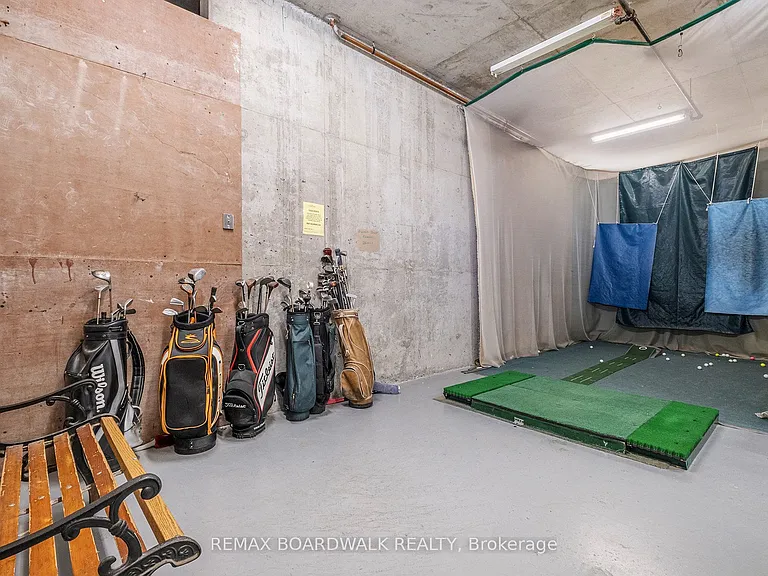 1025 Grenon Ave #210 — Photo 23