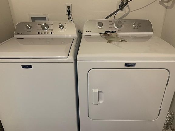 4th image of 1740 Gaylord St #2