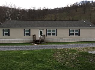 1107 Big Shannon Run Rd, Mount Morris, PA 15349