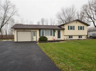 1599 Manitou Rd, Rochester, NY 14626