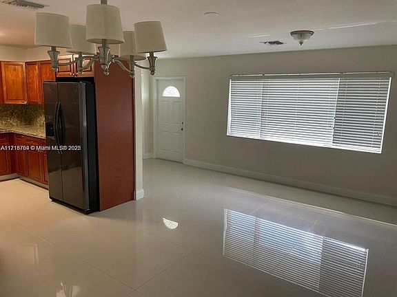 5th image of 1125 NW 16th Ct #1125