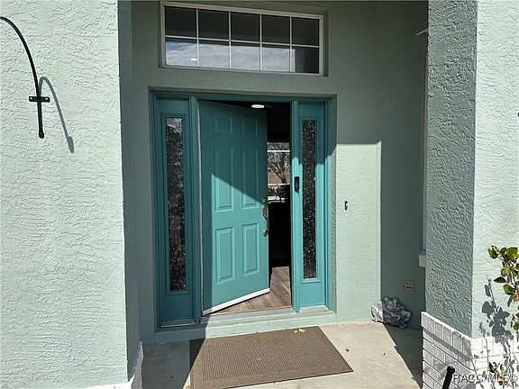 3rd image of 4740 N Crestline Dr