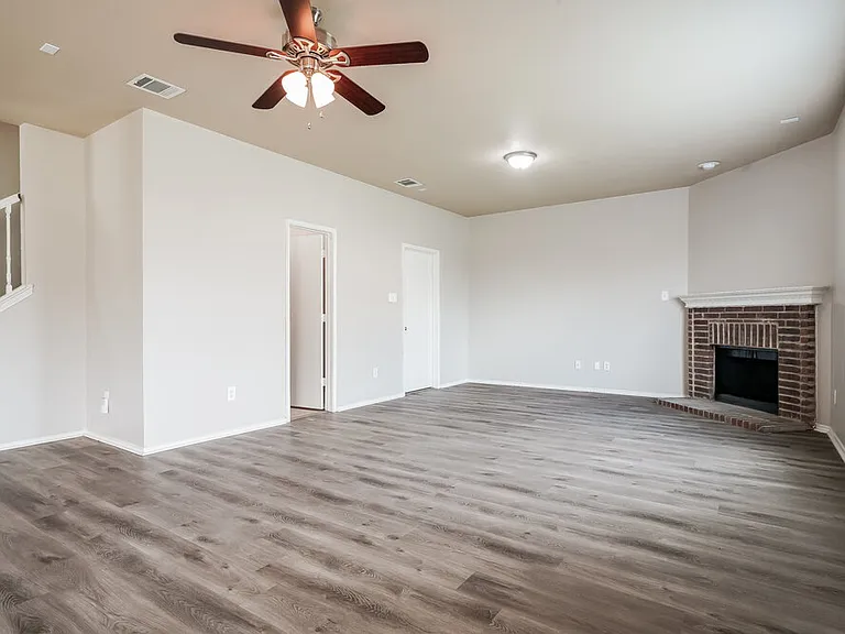 8500 Shallow Creek Dr — Photo 5