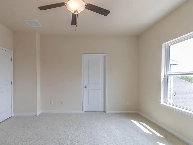 1660 Coral Sunrise — Photo 19