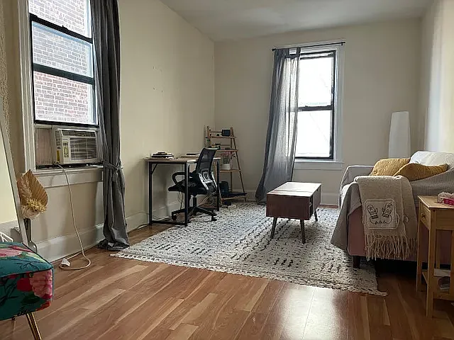 32-12 35th St #2R
