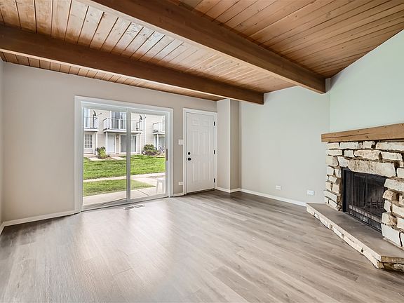 5th image of 473 Meadow Green Ln