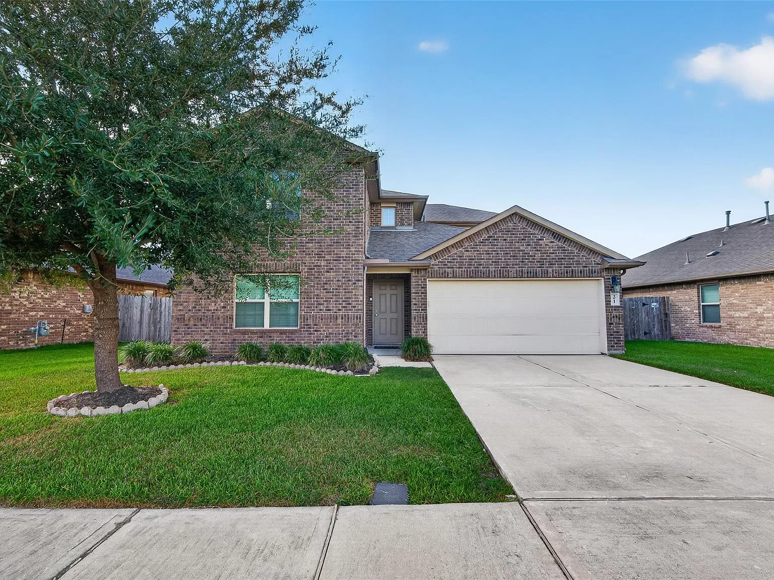 5 bed, 3.0 bath, 2869 sqft, $2,700 — Photo 4