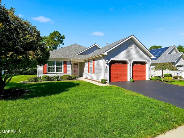 7 Meadows Lane, Whiting, NJ 08759