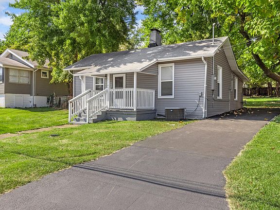 2nd image of 2345 Gaebler Ave