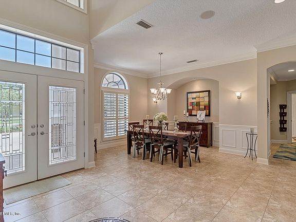 3rd image of 111 Sawbill Palm Dr