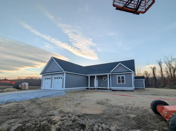 131 Merrimack Street, Hooksett, NH 03106