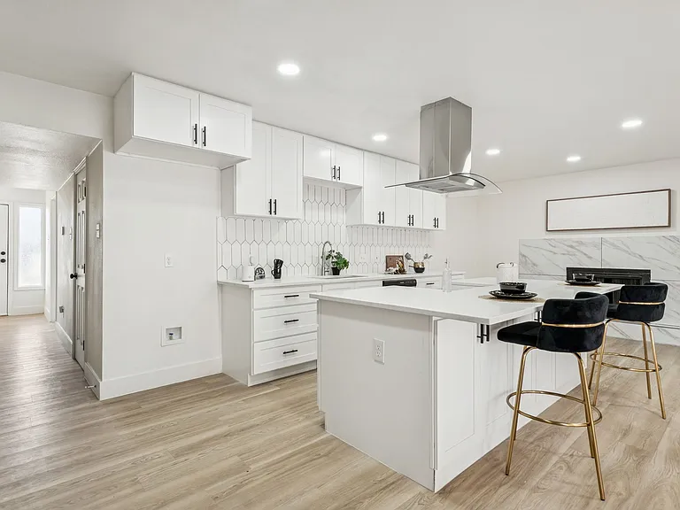 3716 Ovid Ave — Photo 23